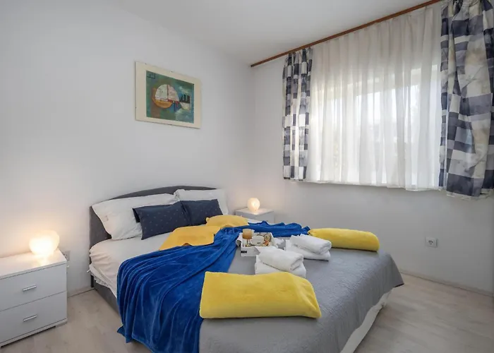In With Wifi Apartment Malinska